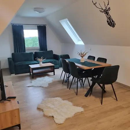 Apartamenty Jelen Pod Grapom Banska Nizna Exterior foto
