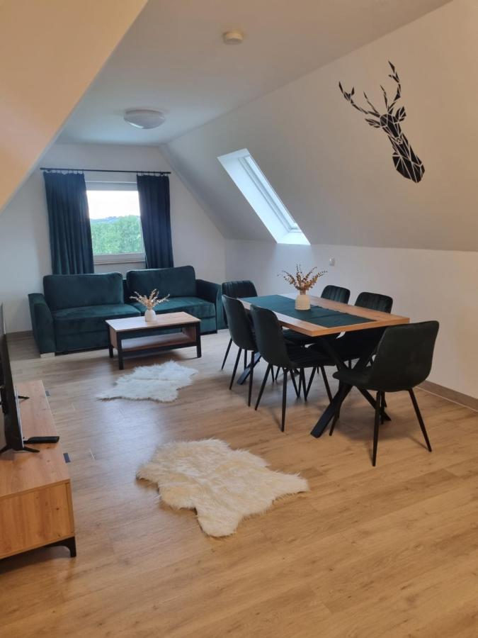 Jelen Pod Grapom Apartment