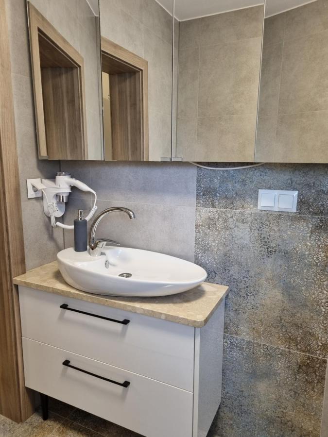 Jelen Pod Grapom Apartment *